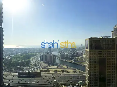 شقة مفروشة بغرفتي نوم | مارينا وإطلالة على المدينة | برج آمنة