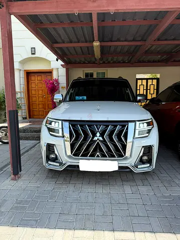 Mitsubishi Pajero 2012 GLS Top Line | GCC Specs | Excellent Condition