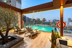 Chiller Free/ vacant now/ Modern finishings