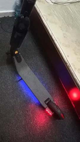 43km Distance Range Double battery   Ninebot ES4 electric scooter