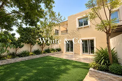 Vacant Now | Upgraded Kitchen | Landscaped