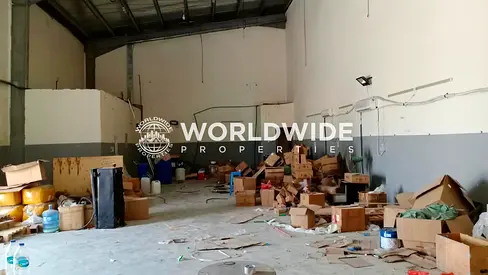 مساحة تجارية واسعة 2,100 قدم مربع للإيجار | طابق أرضي | 92,000 درهم سنوياً | 4 دفعات