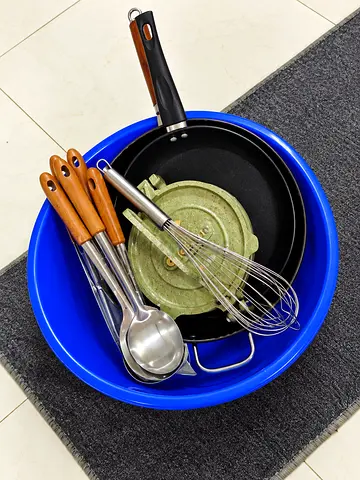Mixed kitchen cookware set — frying pans, ladles, whisk (used) roti maker