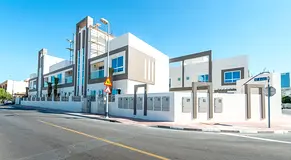 BRAND NEW 3BHK DUPLEX VILLAHA 180K IN 4 CHEQUES WITH ALL FACILITIES