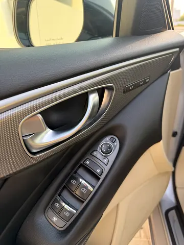 صورة مصغرة 11 لـ 2016 Infiniti Q50