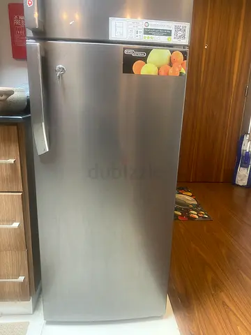 Single-door stainless steel fridge - good condition