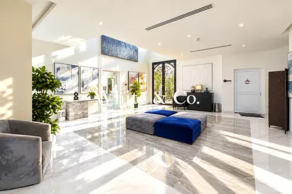 Luxury Villa | Private Pool | vacant Soon