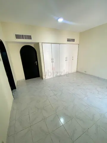Master Room for Couple or Ladies/ Non Smoking - India Srilanka Myanmar/ Nr Abubaker Metro Al Muteena