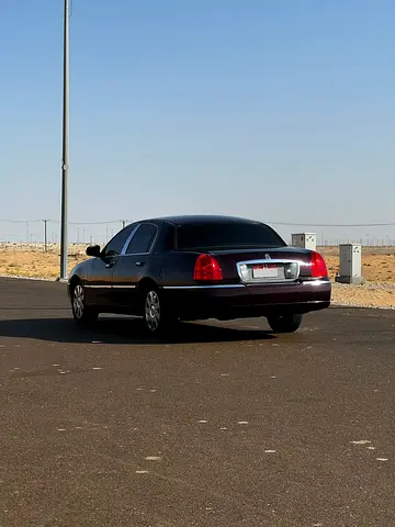 2007 Lincoln TOWN CAR — фото 7