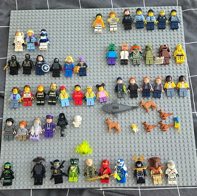 Lego minifigure Lot
