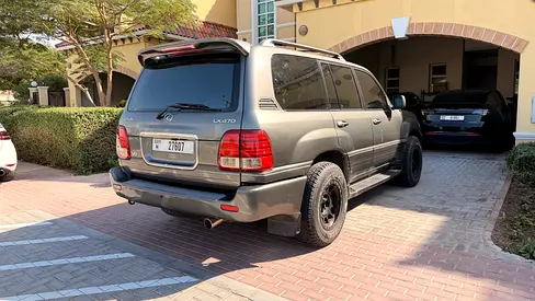 صورة 2 لـ 2001 Lexus LX-SERIES