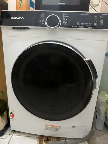 Front-load Daewoo washing machine - good working condition