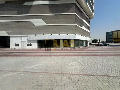 Corner Unit | High Visibility | Main Street Facing | RTA Parking Infront