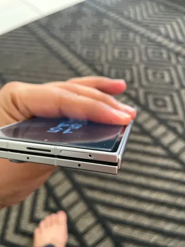 Samsung Galaxy Z Fold 7 (foldable) - Silver, good condition