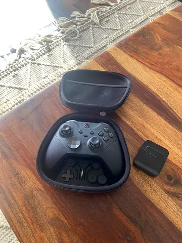 Xbox Elite Wireless Controller Series 2 with Carry Case and Charging Dock - Good Condition.