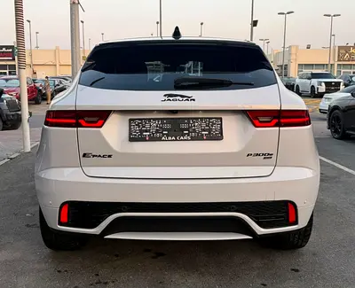 صورة 7 لـ 2021 Jaguar E-PACE