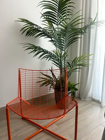 Orange Metal Wire Accent Chair - Modern Outdoor/Indoor Seat