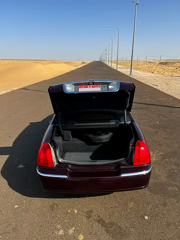 صورة مصغرة 12 لـ 2007 Lincoln TOWN CAR