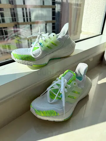 Adidas Ultraboost 22 – Size 36