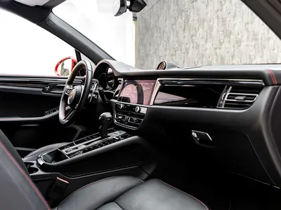 2025 Porsche MACAN 缩略图 13