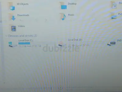 Used Laptop Screen with Windows Explorer Display - 15