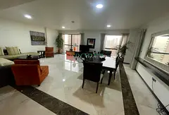 Upgraded 3BR | Furnished | Middle Floor
