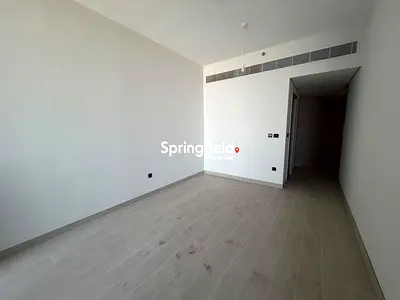 Modern Studio | Brand New | Ready To Move