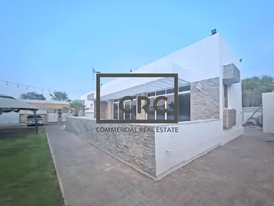 Single Row | Villa for Commercial Use | Spacious