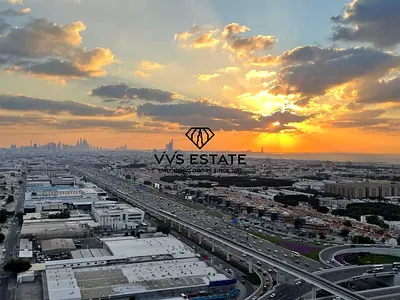 FULLY FURNISHED | EXCLUSIVE | VACANT