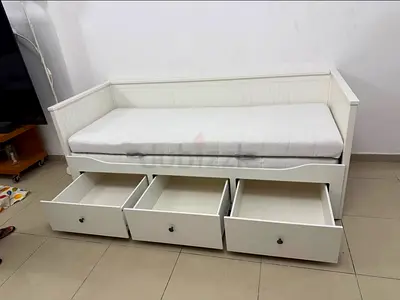 Ikea hemnes day bed with mattress 2