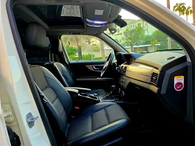 صورة 4 لـ 2010 Mercedes-BENZ GLK
