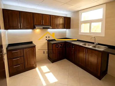 1 Month Free - 6 Cheque Payment - Family Residence - Covered Parking