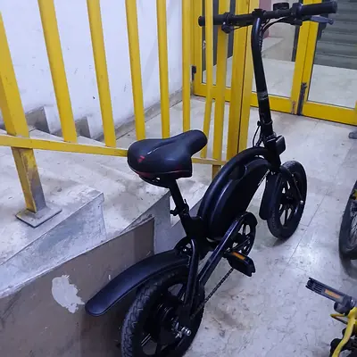 Compact foldable electric bike - good working condition