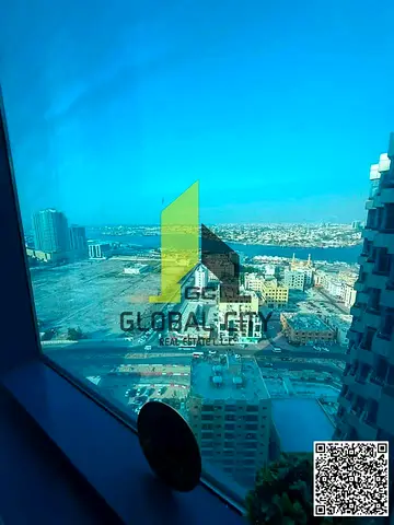 مكتب مميز للبيع في Falcon Tower – فرصة استثمارية بعائد إيجاري قائم