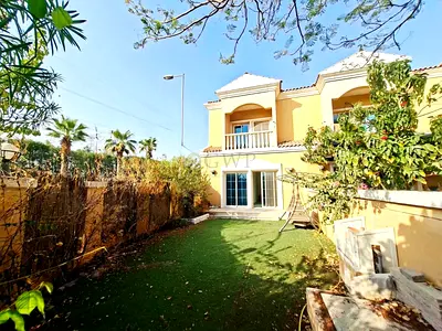 Rare One Bed That Comes with A Maid Room | Corner