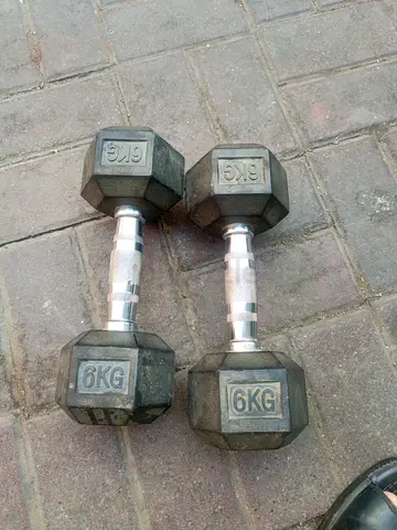 Pair of 6kg Hex Rubber Dumbbells - Good Condition