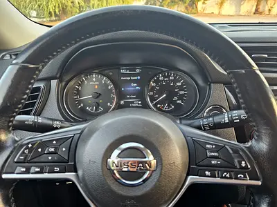 2017 Nissan ROGUE — миниатюра 12