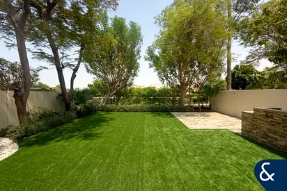Lake View | 3 Bed + Study | Well Maintained