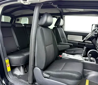 صورة مصغرة 16 لـ 2014 Toyota FJ CRUISER