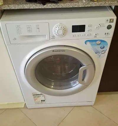 Ariston Front Load Washer Dryer 8kg - Good Condition