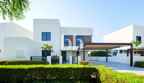 Large Plot | Maid + Study | Upgraded Garden