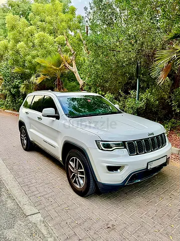 Jeep Grand Cherokee Limited 2019 GCC Specs Full dealer service history