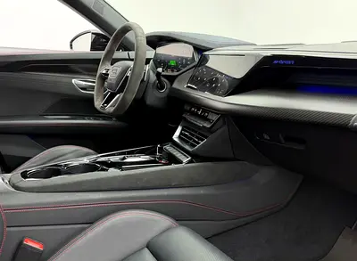 2022 AUDI E-TRON GT 缩略图 12