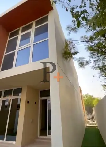 Corner | Vacant | Prime Location | Open Kitchen