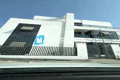 Prime Location | Commercial Villa | 5 BR w/ Maids