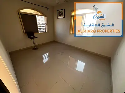 غرفة وصالة _ مساحة كبيرة _ تقسيمات ممتازة _ تكييف اسبليت _ سهل المخرج للشارقة ودبي_سهل المخرج لطريق الشيخ محمد بن زايد