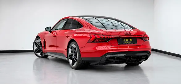 2022 AUDI E-TRON GT 照片 6