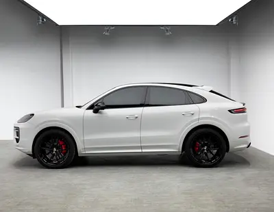 صورة 2 لـ 2024 Porsche CAYENNE