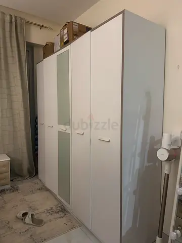 White 5 door Wardrobe / Armoire in Good Condition, homebox original price was 1700 AED