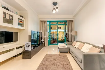 Unfurnished | Large Layout | Near Metro
